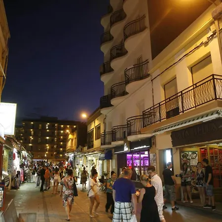 アパルトテル イリス 3*