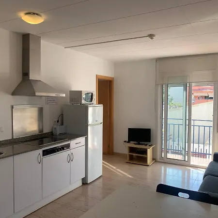 Iris מלון דירות