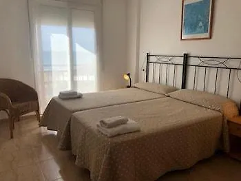 Iris Apartahotel 5*